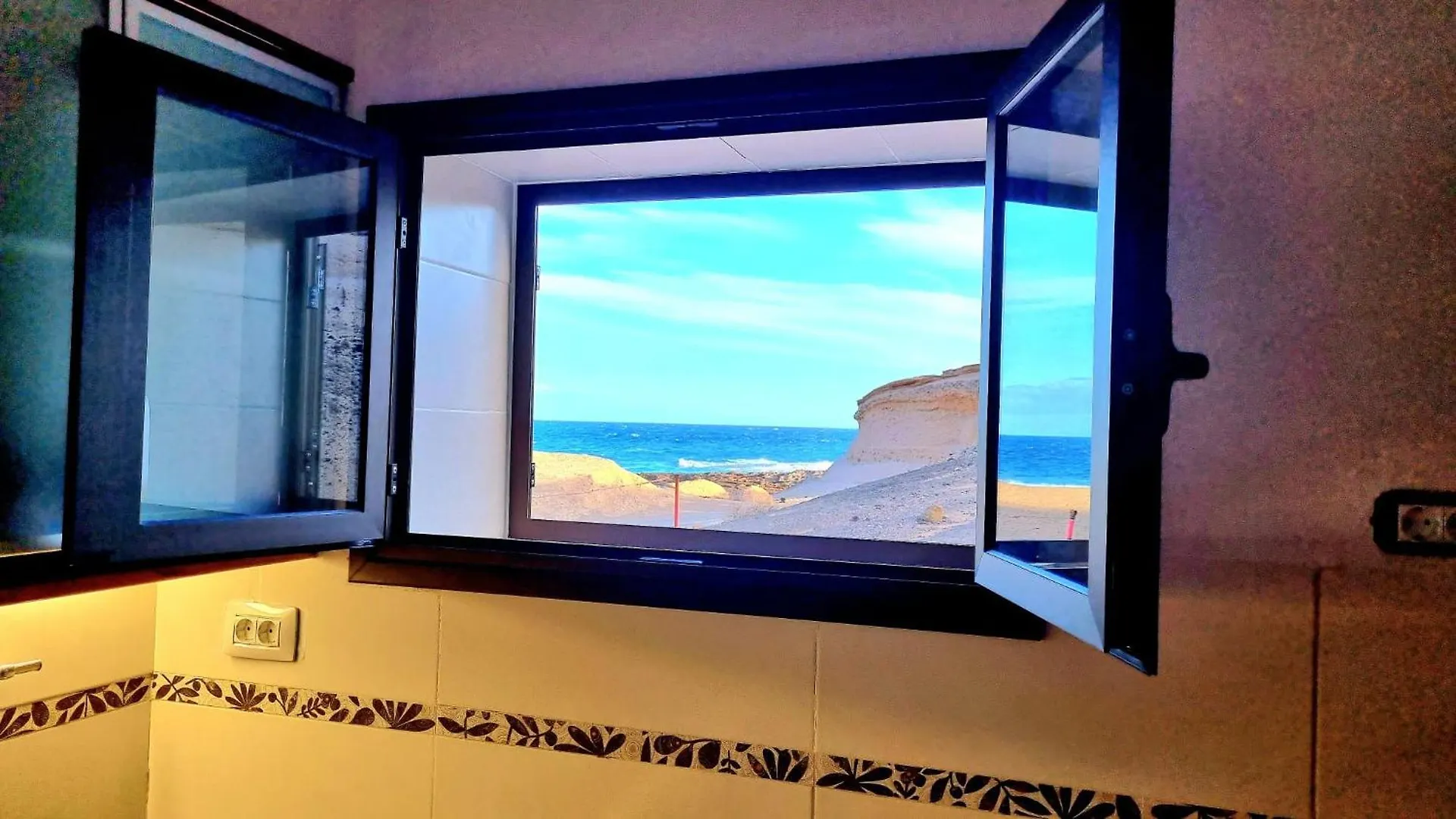 Junto Al Mar 2 Villa La Mareta Spain